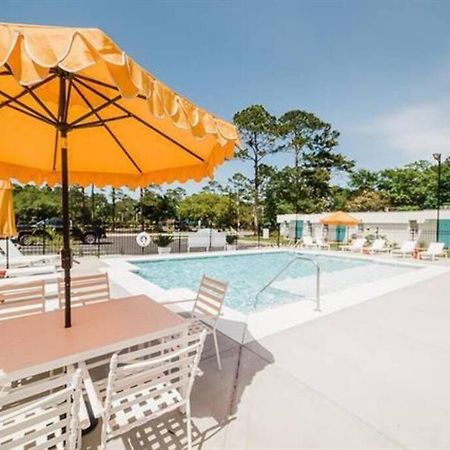 Gulf Shores Getaway Steps Away From The Pool! Kültér fotó